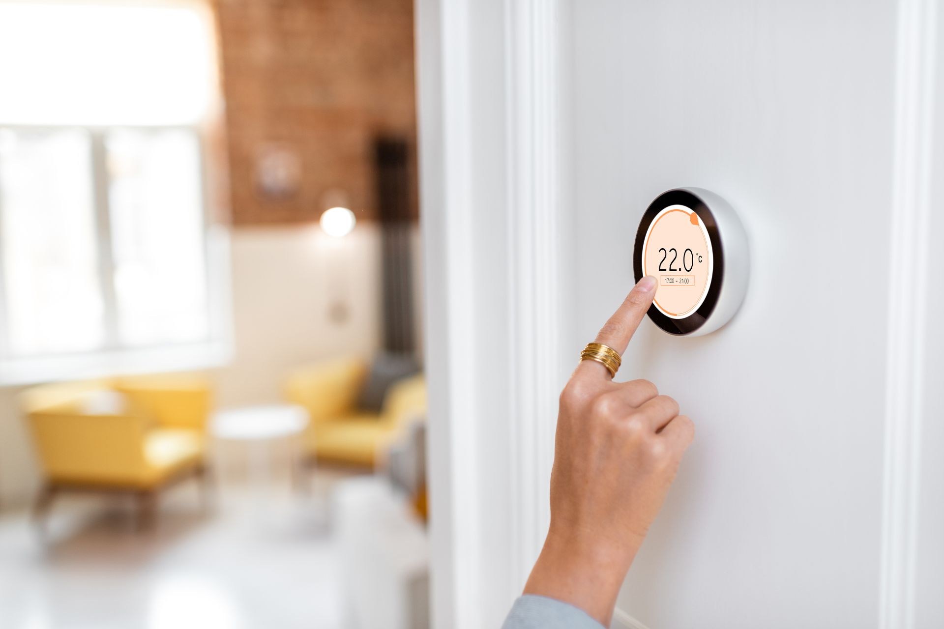 Nine Ways to Reduce Utility Costs in Your Orlando Rental